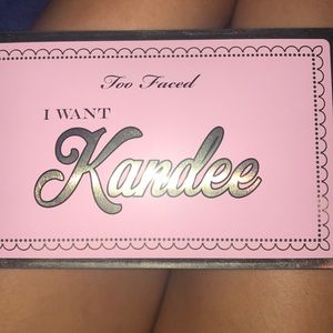 Too Faced “I want Kandee” eyeshadow palette